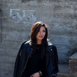 Meet your Posher, Jeana